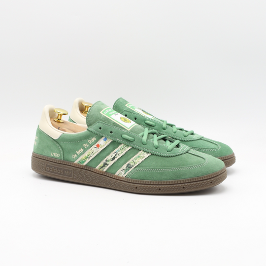 Adidas Spezial - She Bangs The Drums